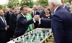 Macron ve Steinmeier'den langırtlı diplomasi