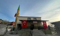 Gaziantep'te depremde yıkılan cami yeniden yapılarak ibadete açıldı