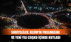 Suriyeliler, Rejim'in Yıkılmasını Ve Yeni Yılı Coşku İçinde Kutladı