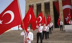 19 Mayıs 2025 Pazartesi Günü Resmi Tatil mi? Okullar Açık mı, Kapalı mı? İşte Merak Edilen Detaylar