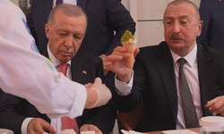 Cumhurbaşkanı Erdoğan, Aliyev’e yöresel Maraş dondurması ikram etti