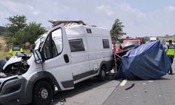 Mersin'de karavanın tıra çarpması sonucu 1 kişi öldü, 1 kişi yaralandı