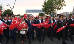 Anma programları, yüzlerce vatandaşı bir araya getirdi