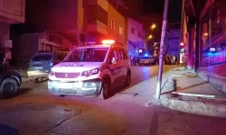 Polise Şok Saldırı! Firariyi Kurtarmaya Çalışan Yakınları Direndi, Araçla Çarptı