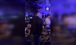 Bahçeye giren araç 2 kişiyi yaraladı