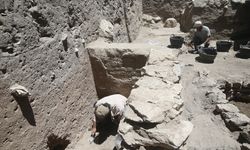 Bilim insanları, yazılı belgeler ve yeni arkeolojik buluntular için umutlu