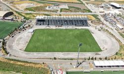 4 bin seyirci kapasiteli yeni futbol sahasında sona gelindi