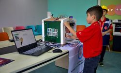 Osmaniyeli depremzede öğrencilerden "hasar tespit cihazı"