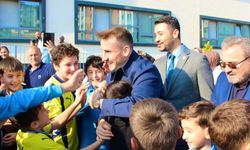 Kerem Aktürkoğlu'ndan minik başkanın seçim vaadine yanıt!