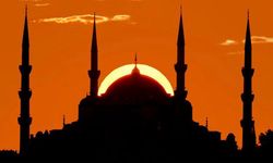 3 AYLAR BAŞLANGICI NE ZAMAN? 2026 YILI DİNİ GÜNLER TAKVİMİ