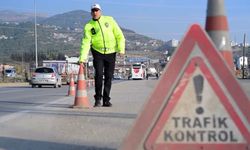 Göksun–Kayseri yolunda kış lastiği ve emniyet kemeri denetimi