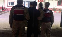 Osmaniye'de bagajında uyuşturucu bulunan otomobildeki 2 zanlı tutuklandı