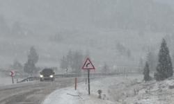 Kahramanmaraş'ın yüksek kesimleri beyaza büründü!