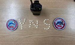 Hatay'da 33 uy*ştur*cu hap ele geçirilen otomobildeki 2 şüpheli gözaltına alındı