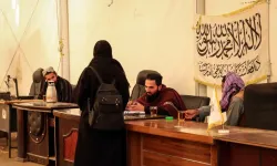 Taliban’dan Dünyayı Sarsan Kararlar: Kız Çocuklarına Eğitim Yasağı Kalıcı Hale Getirildi, Kölelik Ceza Hukukuna Girdi