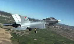 Endonezya'da içinde 10 kişinin bulunduğu uçak kayboldu