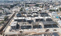 Kahramanmaraş’ın imar ve inşası olumsuz hava koşullarına rağmen sürüyor