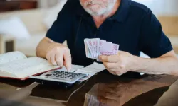 EN DÜŞÜK EMEKLİ VE MEMUR MAAŞ ZAMMI NE KADAR OLACAK?