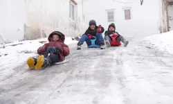 Eğitime Kar Molası: Çok Sayıda İlde Okullar Tatil Edildi