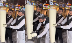 Kahramanmaraş'ta kar altında dondurma şovu!