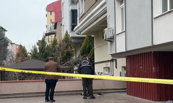 Uşak'ta 8 katlı apartmanın çatısından düşen kişi öldü!