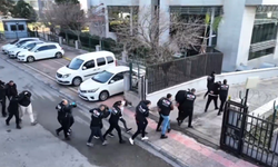 Mersin’de Lavaş Çetesi Çökertildi: 10 Milyar TL'lik Hesap Hareketi, 17 Tutuklama