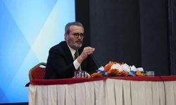 Mahir Ünal Erzurum’da teşkilata hitap etti