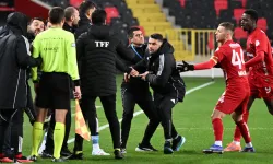 PFDK'den Burak Yılmaz'a 3 maç men cezası!
