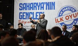 AK Parti Sakarya’da Gençlik Buluşması: İlk Kez Oy Kullanacak Gençler Bir Araya Geldi