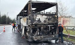 Yolcu otobüsü alev topuna döndü!