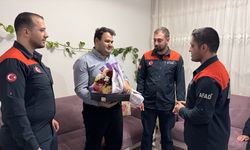 Kahramanmaraş'ta depremzede aşçı, kendisini kurtaran AFAD ekibiyle buluştu