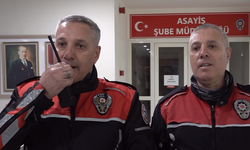 İkiz polisler birlikte başladıkları mesleklerine aynı gün veda etti