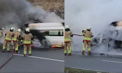Kahramanmaraş’ta seyir halindeki minibüs alev topuna döndü