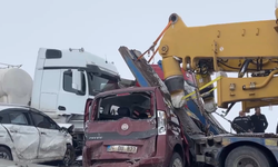 Erzurum'da zincirleme trafik kazası