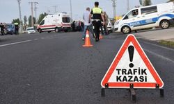 Kayseri'de okul servisi tırla çarpıştı: 1 ölü, 7 yaralı