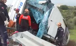 Antalya'da otobüs devrildi: Çok sayıda ölü ve yaralı var