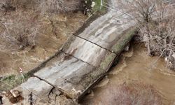 Muğla'da şiddetli yağış nedeniyle köprü çöktü