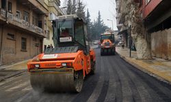 Şehit Ali Çuhadar Caddesi’nde yollar yenileniyor