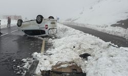 Kahramanmaraş’ta kontrolden çıkan araç takla attı
