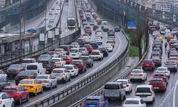 Yollarda bayram tatilinden dönüş yoğunluğu başladı