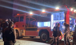 Şanlıurfa'da elektrik panosundan çıkan yangında dumandan etkilenen 3 kişi hastaneye kaldırıldı