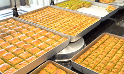 Kahramanmaraş’ta Bayram Yoğunluğu: Tatlıcıoğlu’na Büyük İlgi