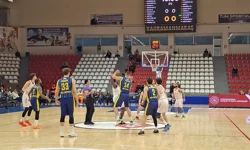 Kipaş İstiklal Basketbol Kritik Virajda: 1 Sayı Farkla Mağlup Oldu