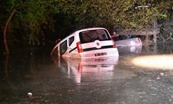 Osmaniye'de sele kapılan araçtaki 2 kişi yaşamını yitirdi