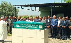 Adana'daki selde hayatını kaybeden kişinin cenazesi defnedildi