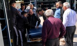 Adıyaman'da halk otobüsü şoförü fenalaşan yolcuyu hastaneye yetiştirdi