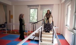 Aktif Yaşam Merkezi'nde Yaşlılara Fizyoterapi ve Rehabilitasyon Desteği Veriliyor