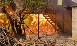Alanya'da müstakil evde çıkan yangın söndürüldü