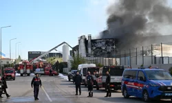Ankara'daki Boya Fabrikasında Çıkan Yangında Acı Haber! 1 İşçi Hayatını Kaybetti