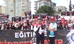 Kahramanmaraş'ta Eğitimciler Ayakta: Okullara Yönelik Saldırılara Tepki!